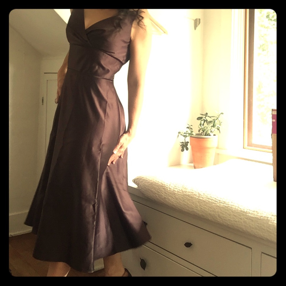 Tea-length vintage-inspired formal dress